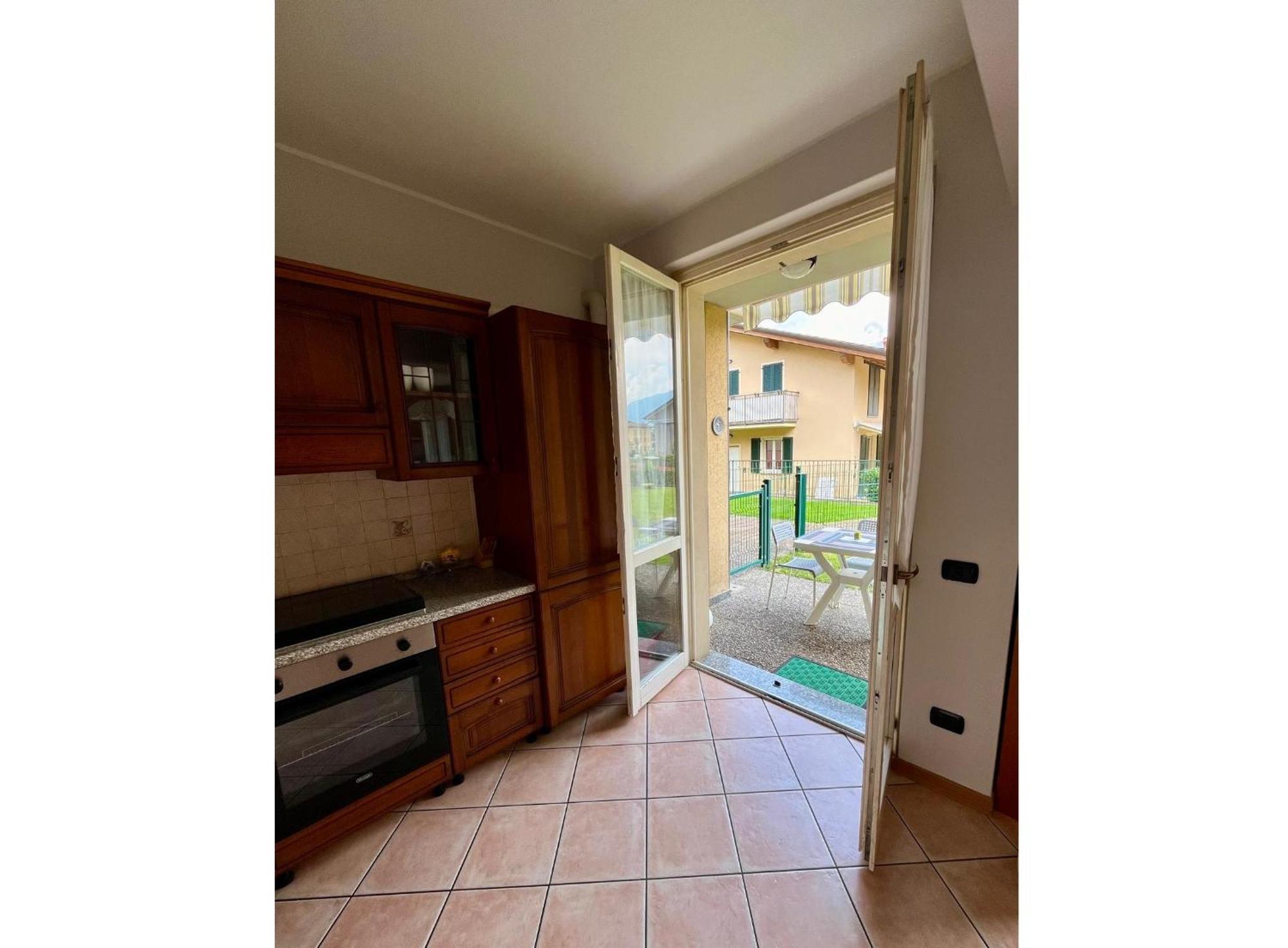 Apartment With Garden And Garage Dongo - Larihome A28 외부 사진