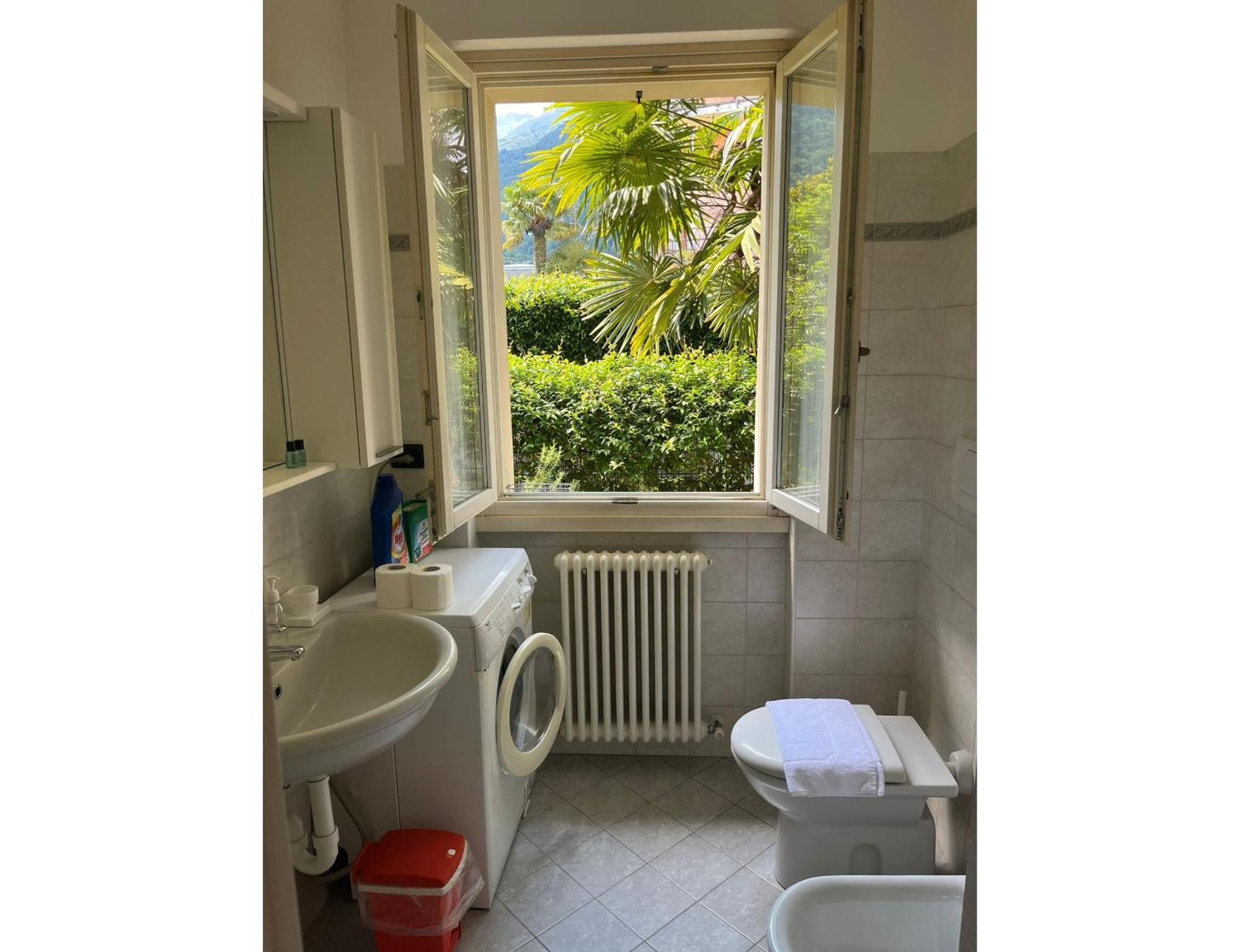 Apartment With Garden And Garage Dongo - Larihome A28 외부 사진